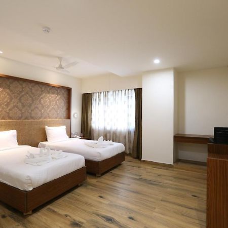 Hotel Shubham Palace Hajdarábád Exteriér fotografie