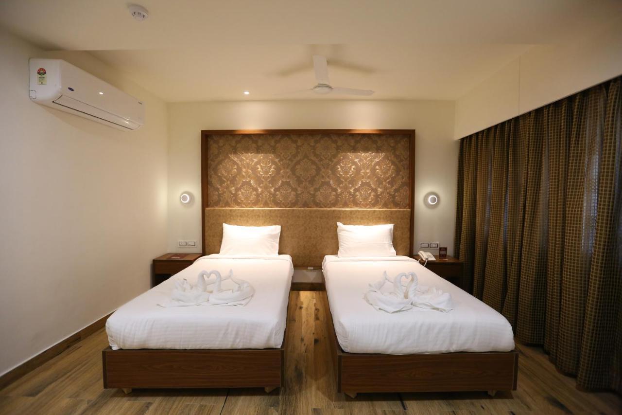 Hotel Shubham Palace Hajdarábád Exteriér fotografie
